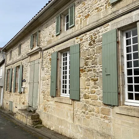 La Maison Des Puits Holiday home Saint-Germain-du-Seudre