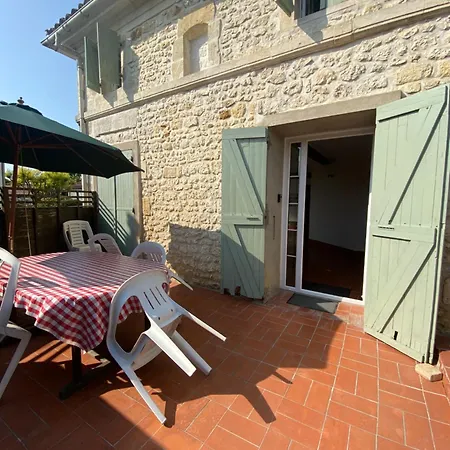 Holiday home La Maison Des Puits